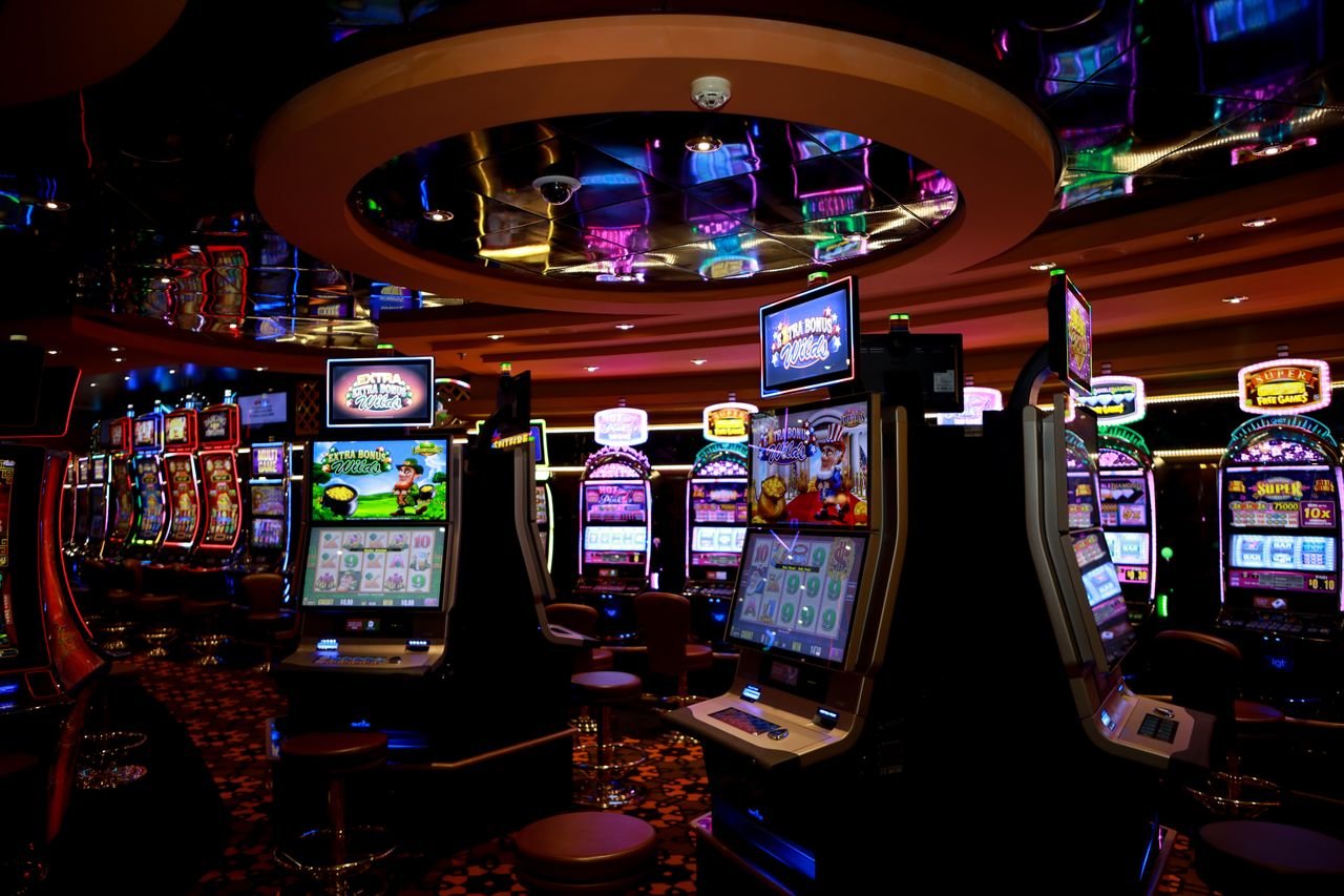 How Casino Welcome Bonuses Really Work